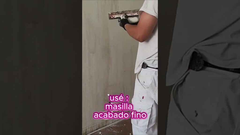 Cómo reparar paredes dañadas antes de pintar: grietas y golpes
